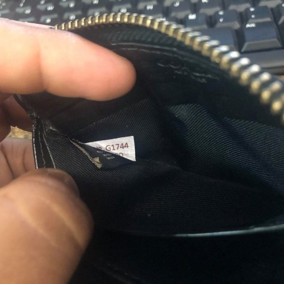 Coach Zip Key Case - Picture 5 of 5